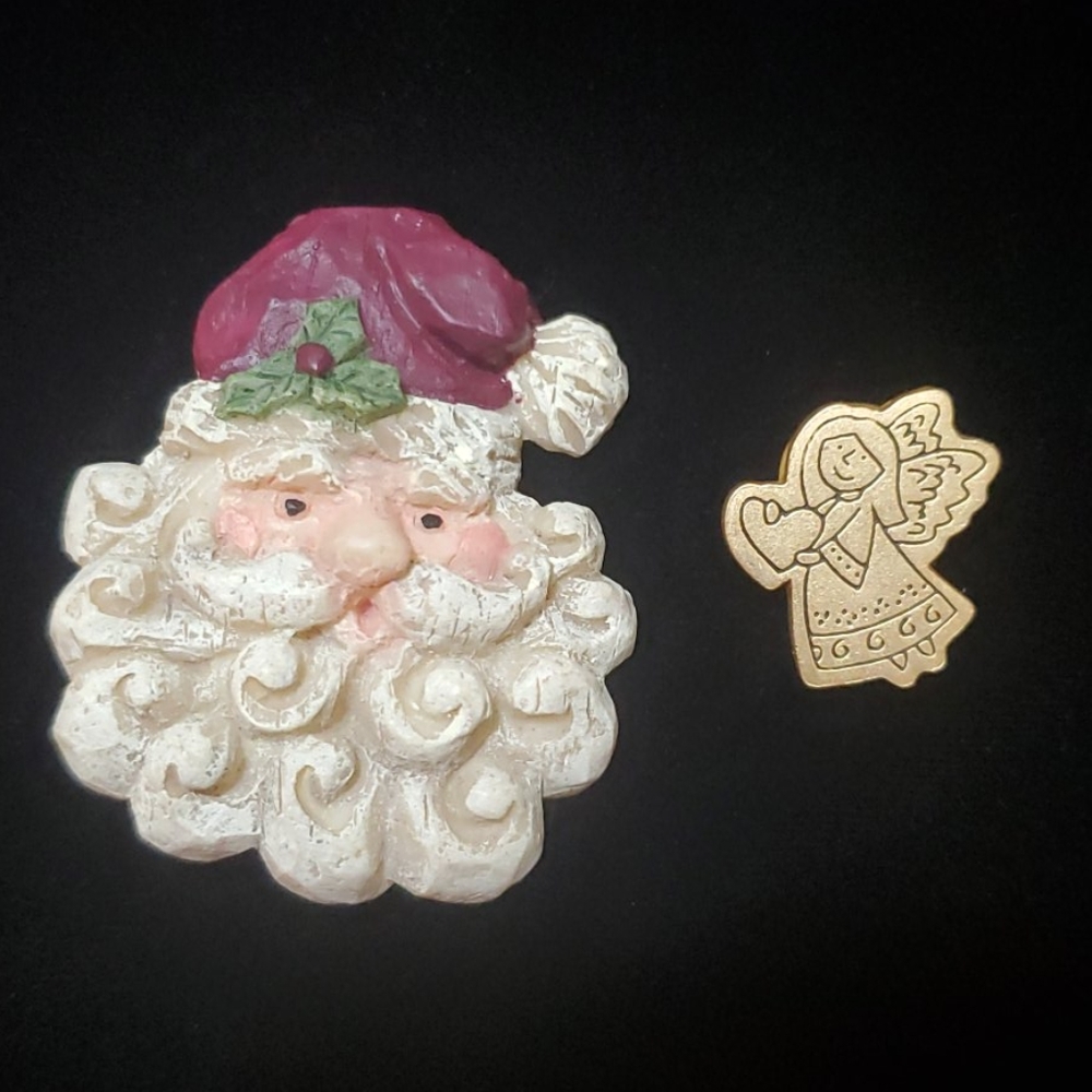 🎅 Santa and angel pins 🎄